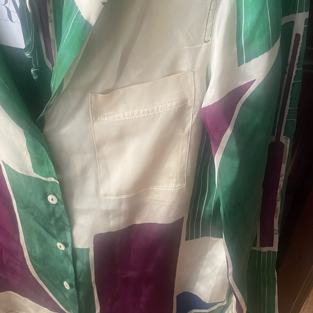 Zara pattern silk shirt and pants
Only the Med set is available
